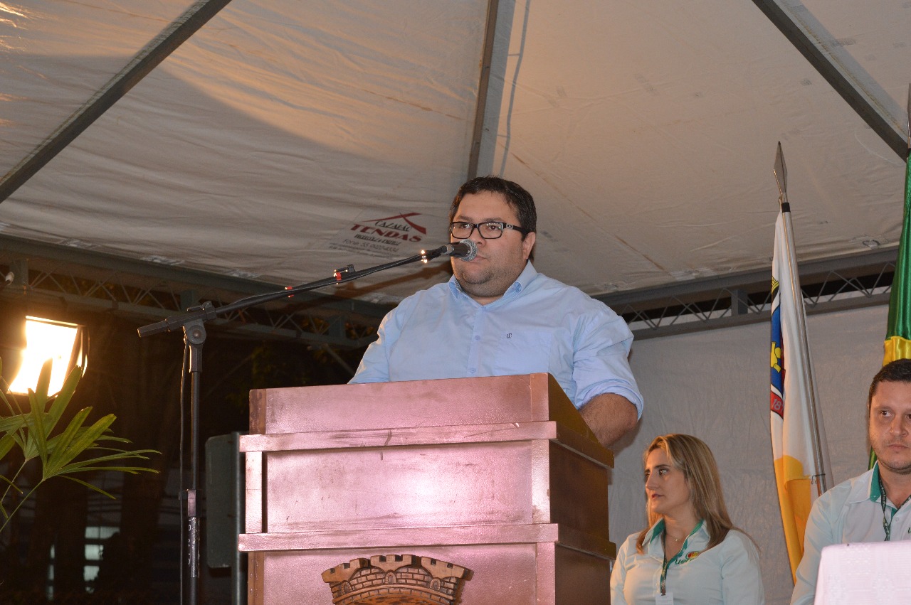 CÂMARA DE VEREADORES PRESENTE NA INAUGURAÇÃO DA SEDE PRÓPRIA DA UERGS