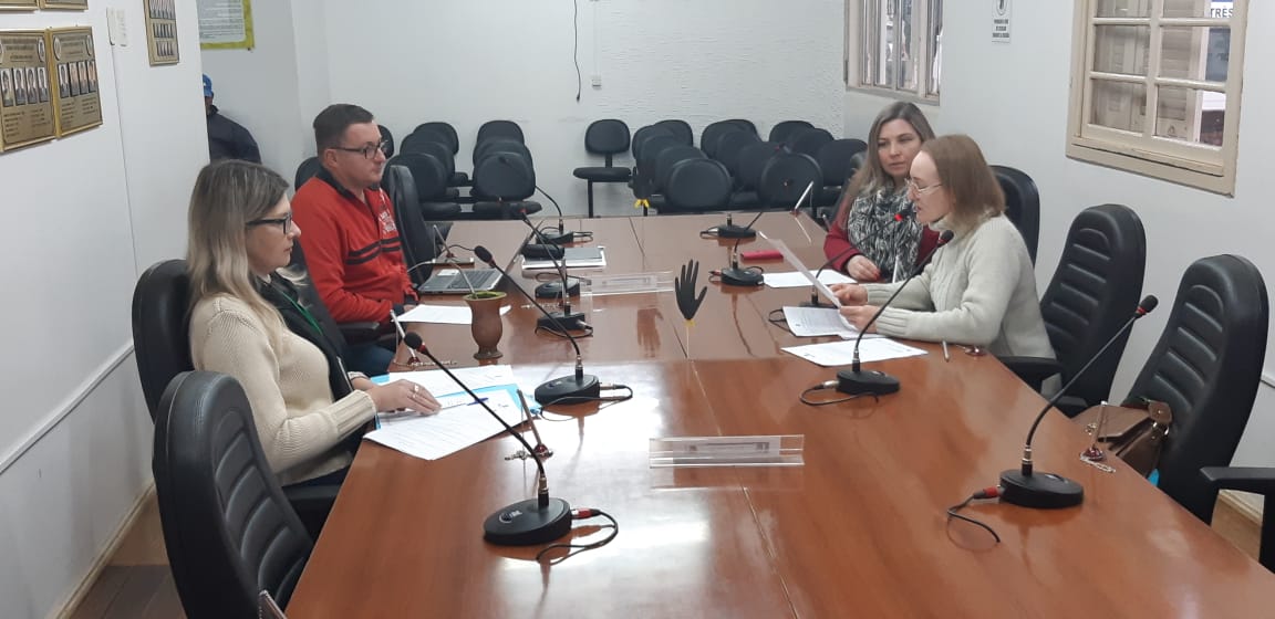  LEI DE DIRETRIZES ORÇAMENTÁRIAS PARA 2020 E CESSÃO DE USO À CORSAN RECEBEM PARECERES FAVORÁVEIS