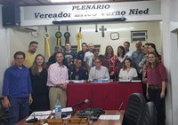 Segurança contra incêndio no RS e a Premiação da equipe de saúde bucal dos ESFs de Três Passos foram temas da Tribuna Popular