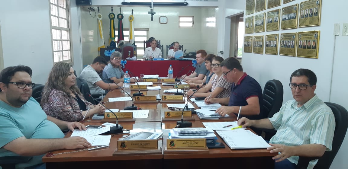 Vereadores retomam os discursos no Grande Expediente