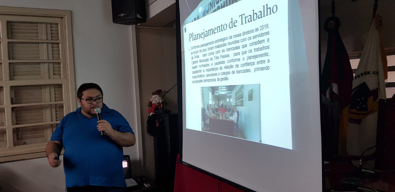 VINICIUS ARAUJO APRESENTA BALANÇO DE AÇÕES DA CÂMARA MUNICIPAL NO ANO DE 2019