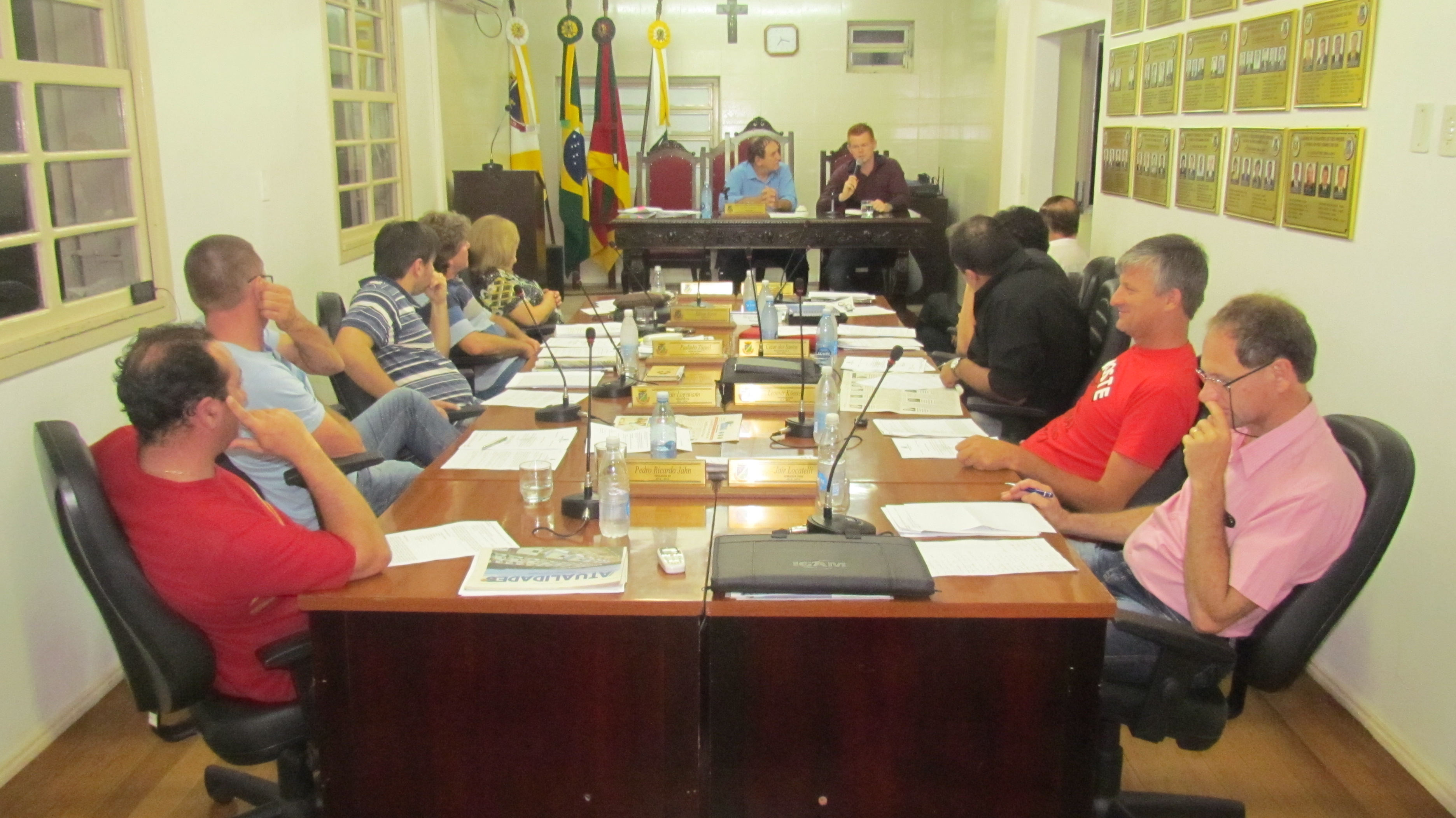 Ginásio de Esportes de Três Passos é tema da Tribuna Popular